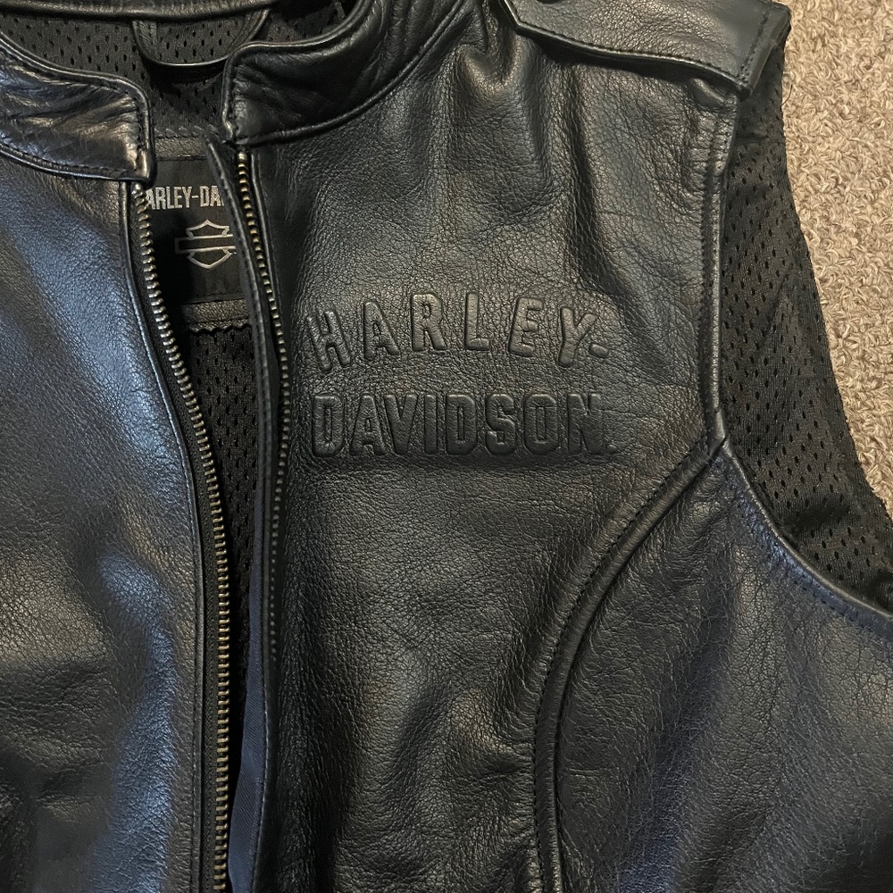 New Harley Davidson women vest